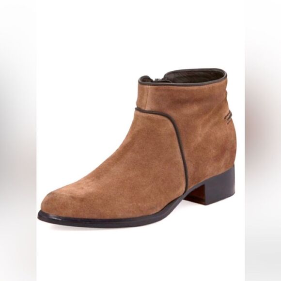 rag & bone Shoes - Rag & Bone Suede Ankle Boot Taupe size 8